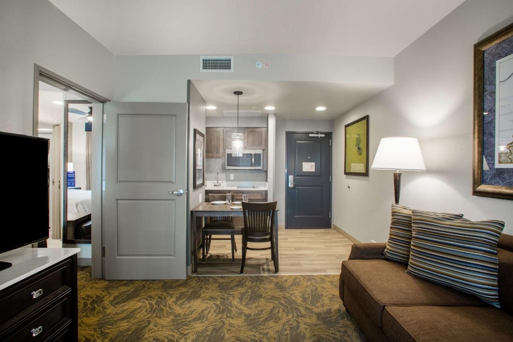 Homewood Suites By Hilton Salina/Downtown, Ks